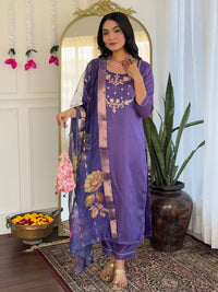 Purple Bloom Floral Kurta Pant Dupatta Set